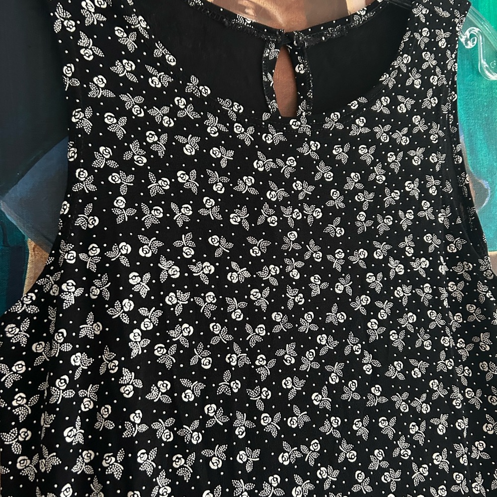 Jessica Black Floral Midi Dress - Picture 4 of 16